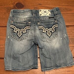 GUC Miss Me Bermuda Shorts - Size 27